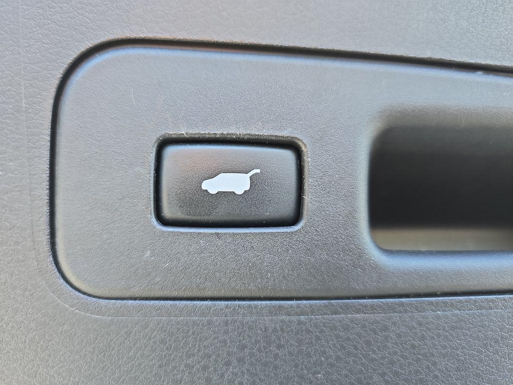 used 2018 Acura MDX car, priced at $20,184