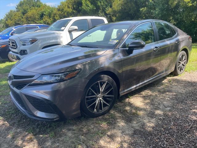used 2024 Toyota Camry car, priced at $25,717