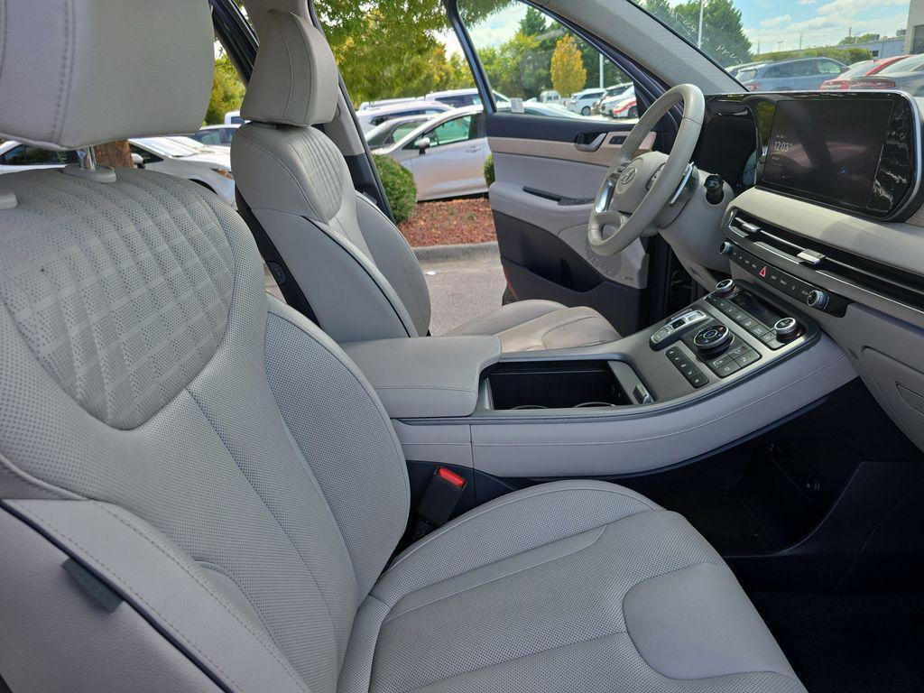used 2024 Hyundai Palisade car, priced at $34,788