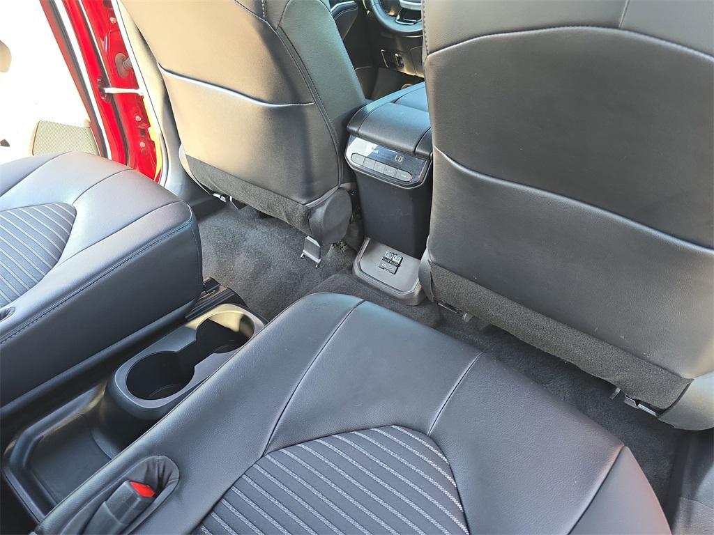 used 2022 Toyota Highlander car, priced at $34,613