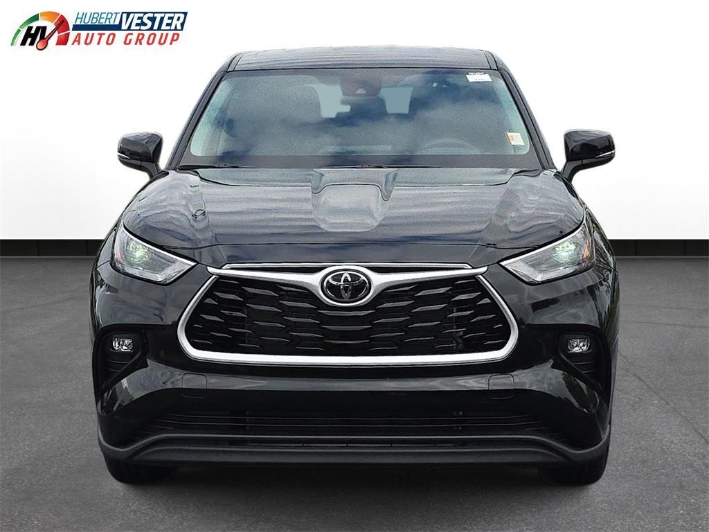 new 2025 Toyota Highlander car, priced at $43,535