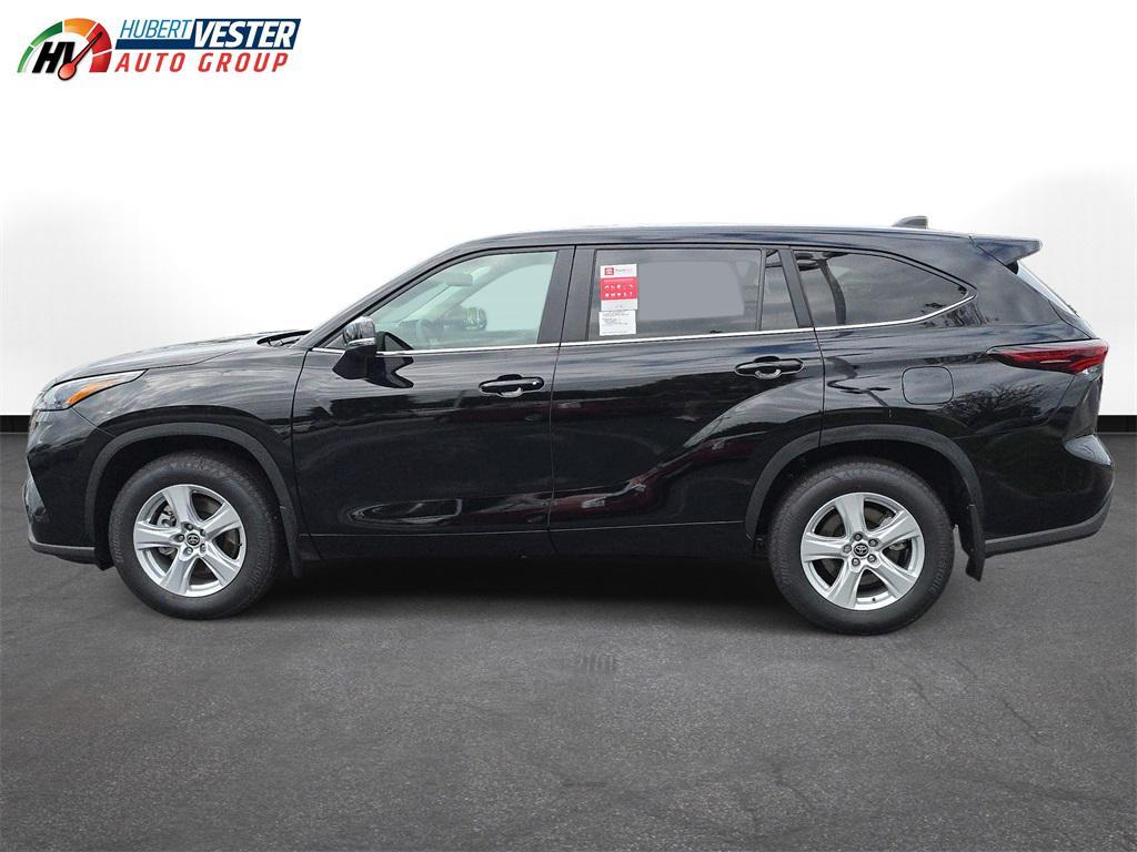 new 2025 Toyota Highlander car, priced at $43,535
