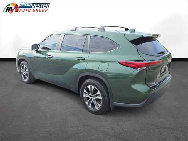 used 2023 Toyota Highlander car, priced at $35,874