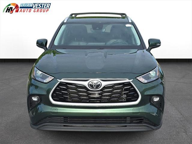 used 2023 Toyota Highlander car, priced at $35,874