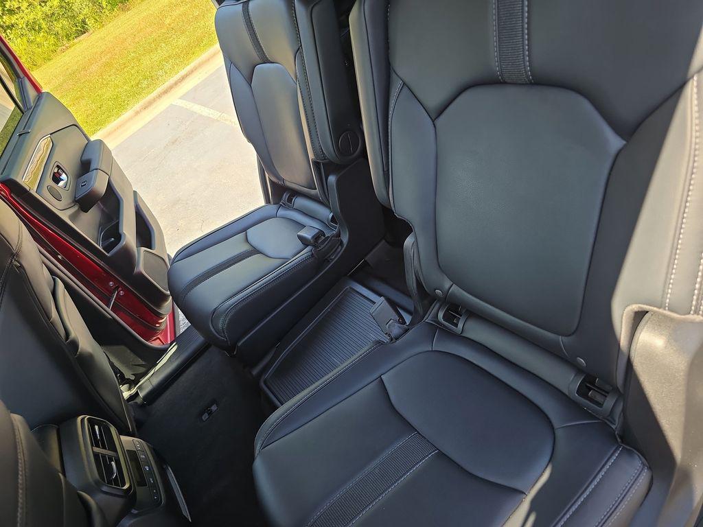 used 2024 Honda Pilot car, priced at $33,846