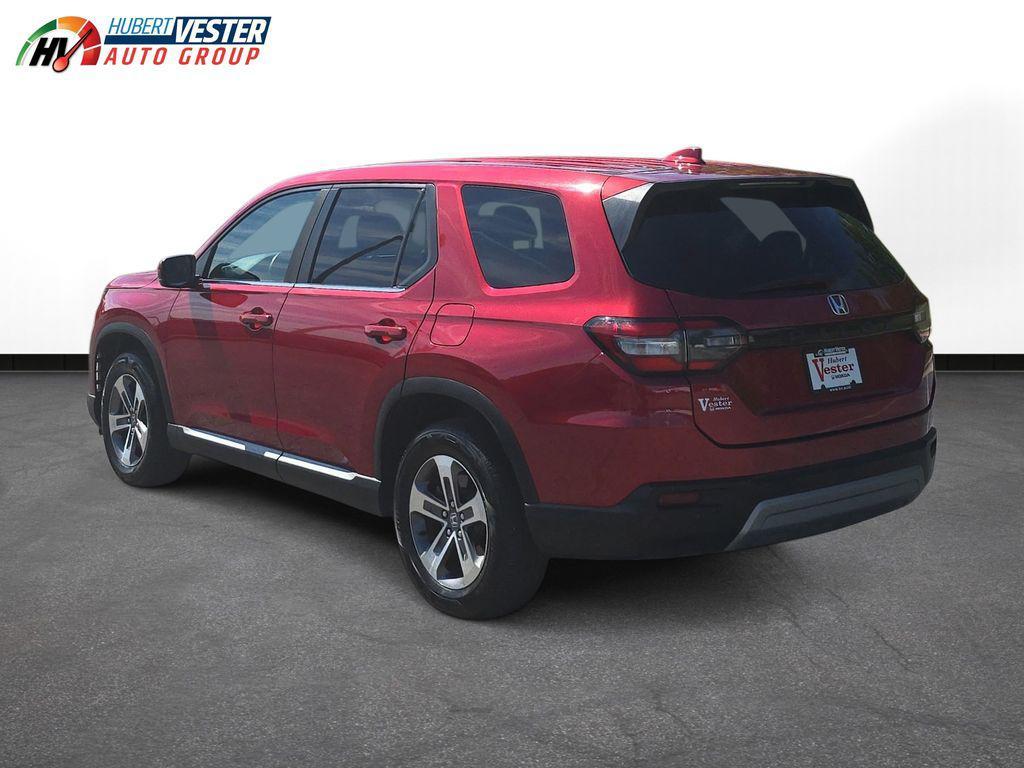 used 2024 Honda Pilot car, priced at $33,846