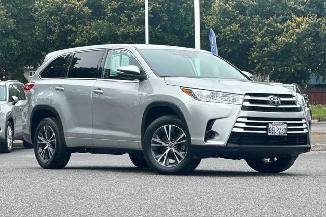 used 2018 Toyota Highlander car, priced at $25,399