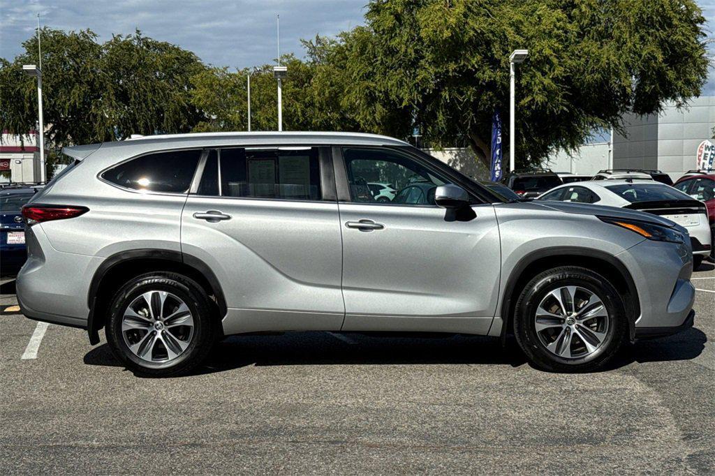 used 2023 Toyota Highlander car, priced at $34,799