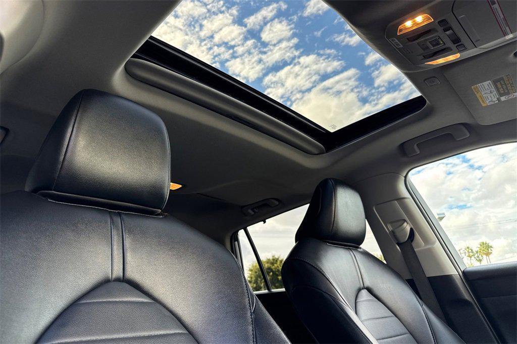 used 2023 Toyota Highlander car, priced at $34,799