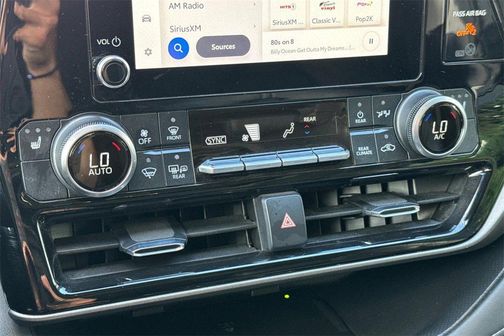 used 2023 Toyota Highlander car, priced at $34,799