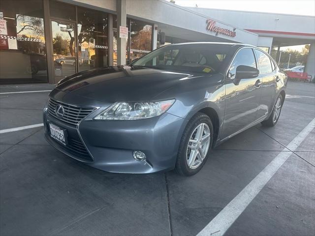 used 2014 Lexus ES 300h car, priced at $16,999