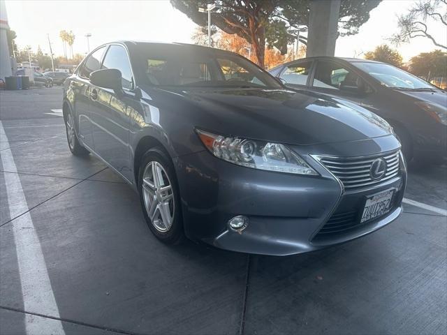 used 2014 Lexus ES 300h car, priced at $16,999