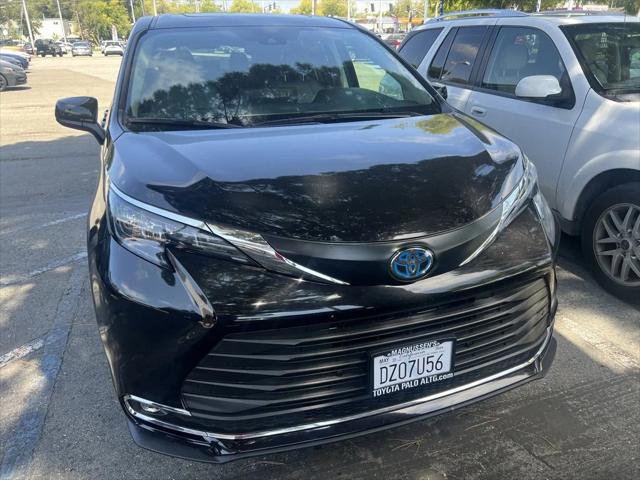 used 2024 Toyota Sienna car, priced at $47,999
