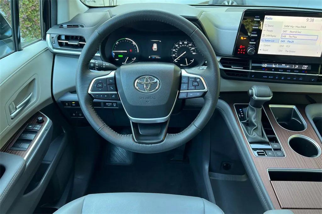 used 2024 Toyota Sienna car, priced at $46,499