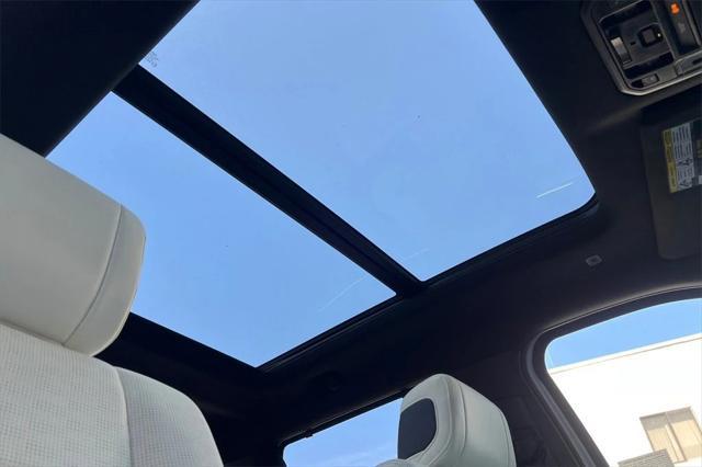 new 2025 Toyota Tundra Hybrid car, priced at $76,999