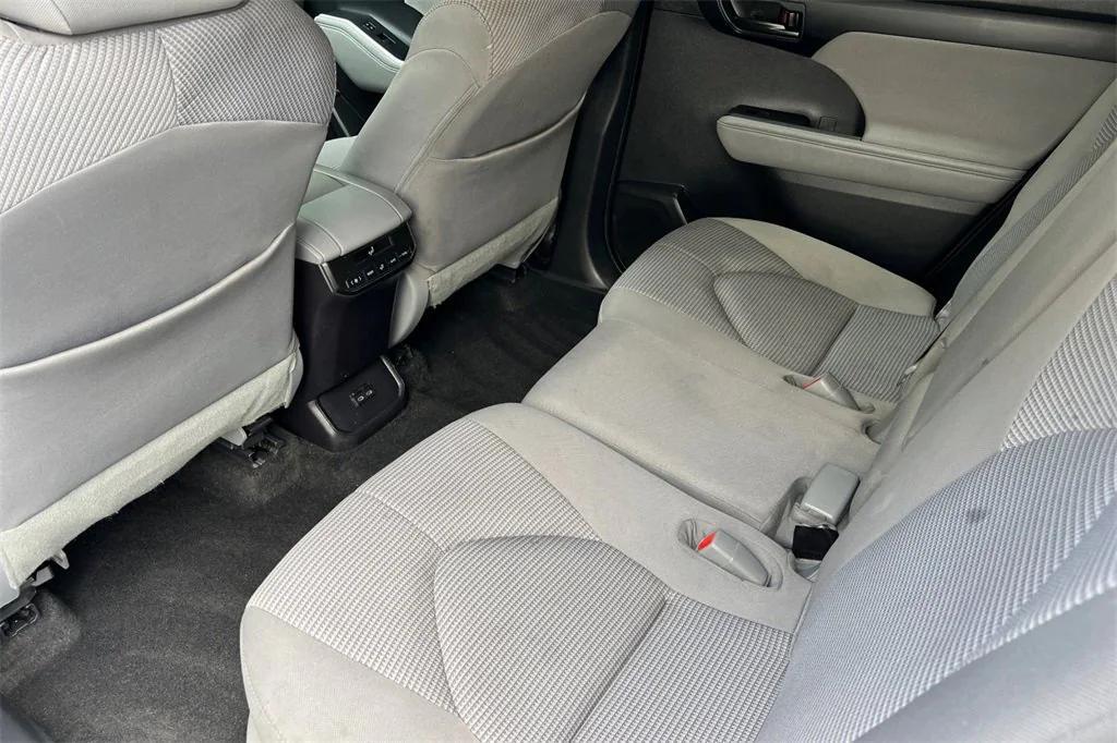 used 2023 Toyota Highlander Hybrid car, priced at $37,199
