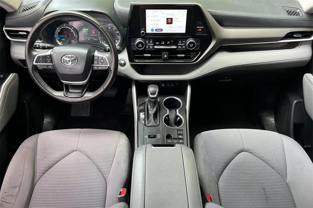 used 2023 Toyota Highlander Hybrid car, priced at $37,199
