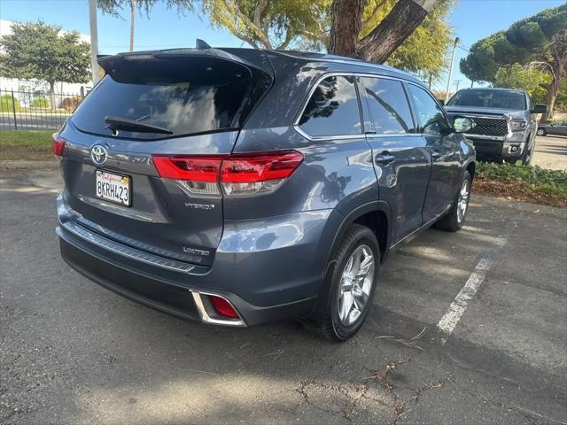 used 2019 Toyota Highlander Hybrid car, priced at $39,999