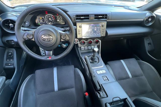 new 2025 Toyota GR86 car, priced at $33,079