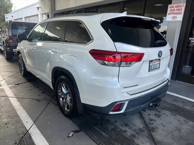 used 2018 Toyota Highlander Hybrid car, priced at $30,999