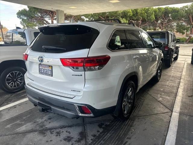 used 2018 Toyota Highlander Hybrid car, priced at $30,999