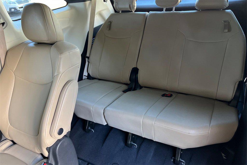 used 2024 Toyota Sienna car, priced at $43,999