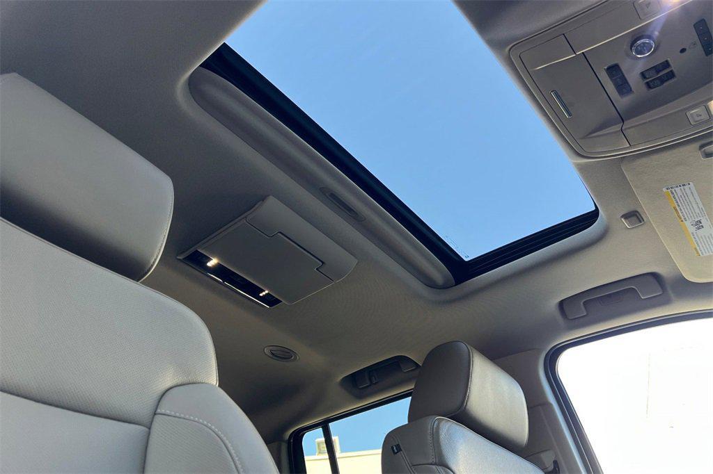 used 2015 Chevrolet Suburban car, priced at $23,999