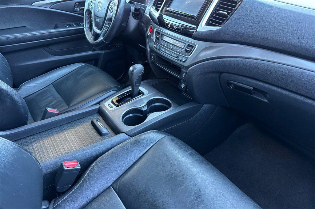used 2016 Honda Pilot car, priced at $14,799