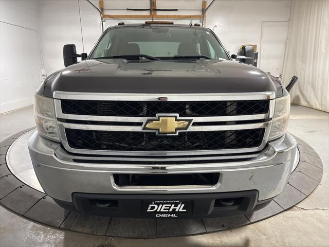 used 2011 Chevrolet Silverado 2500 car, priced at $25,000