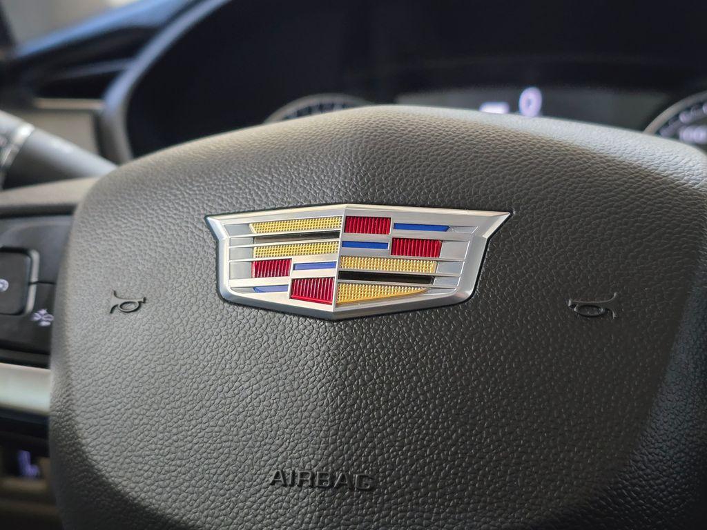 used 2022 Cadillac XT4 car, priced at $25,987