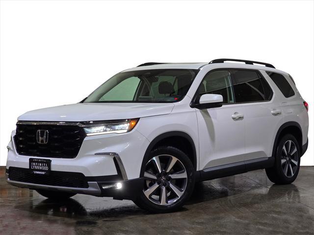 used 2023 Honda Pilot car, priced at $44,444