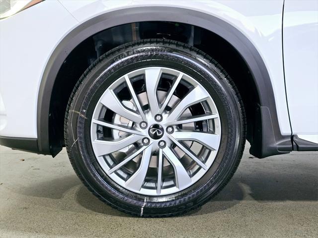 new 2025 INFINITI QX50 car, priced at $48,888