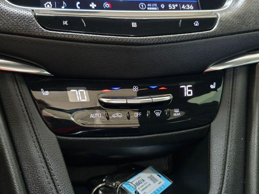 used 2021 Cadillac XT5 car, priced at $22,987
