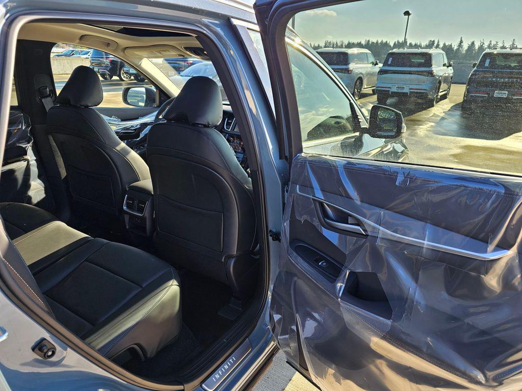 new 2025 INFINITI QX50 car, priced at $49,965