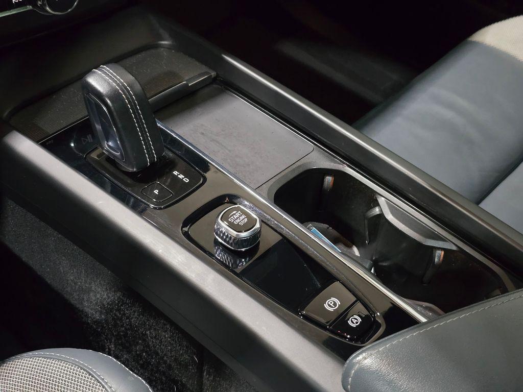 used 2022 Volvo XC60 car, priced at $35,999