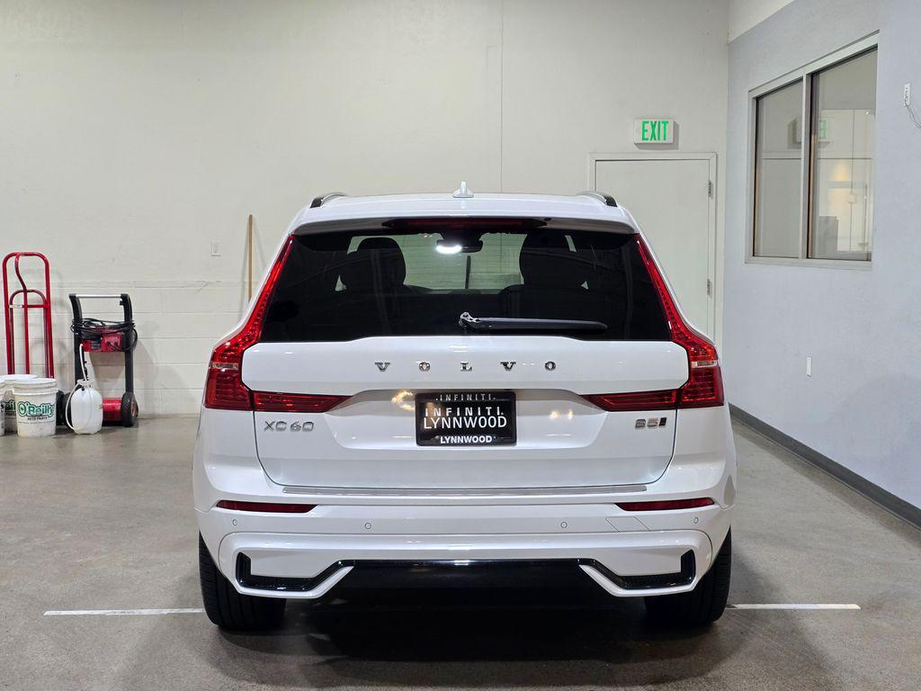 used 2022 Volvo XC60 car, priced at $35,999
