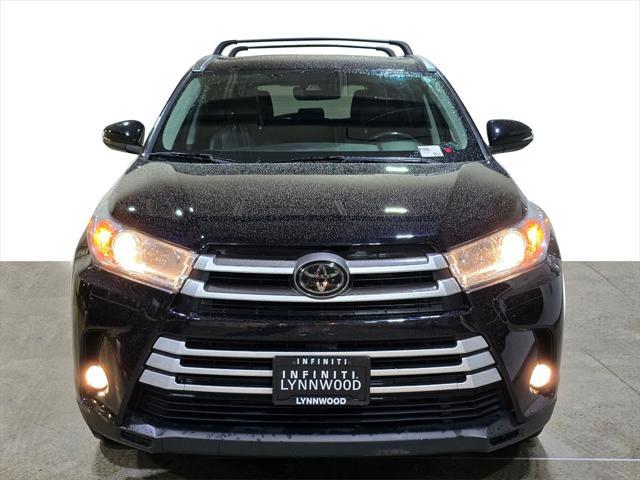 used 2018 Toyota Highlander car, priced at $28,555