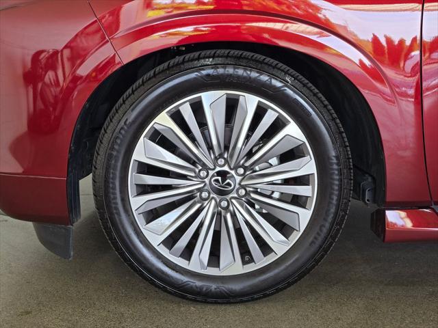 used 2025 INFINITI QX80 car, priced at $85,555