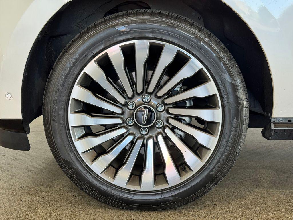 used 2019 Lincoln Navigator car, priced at $36,999