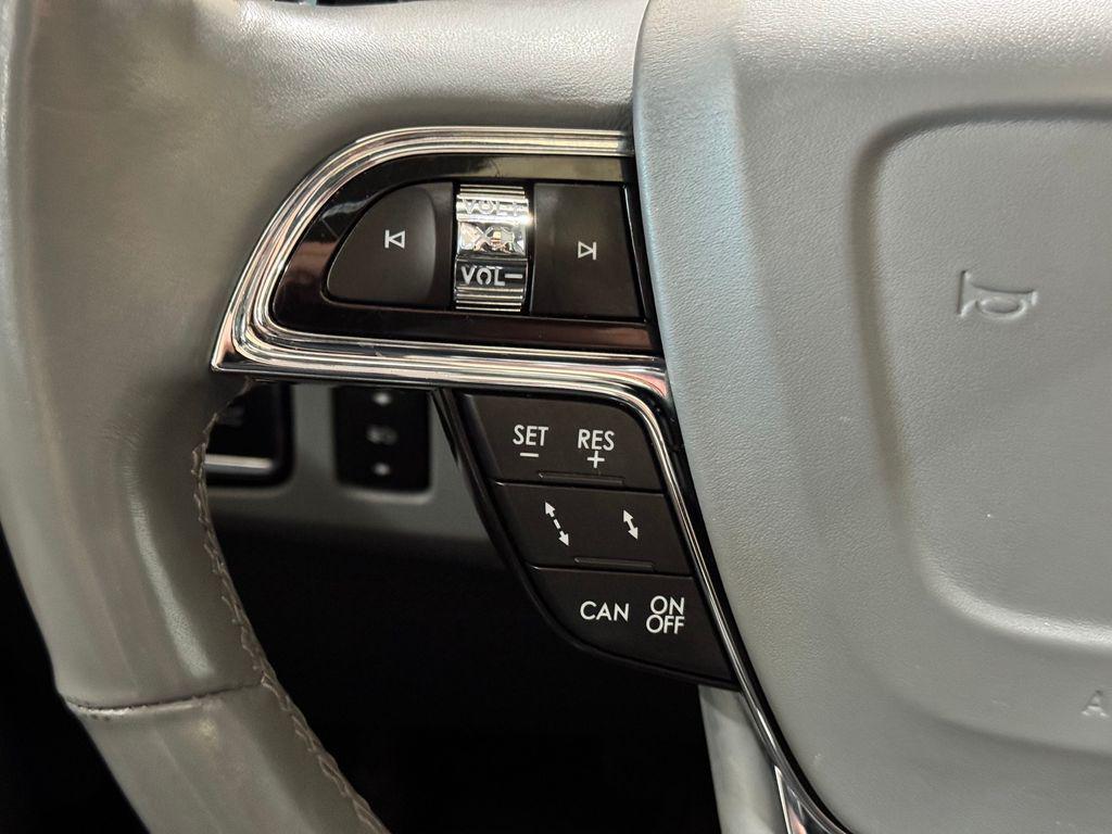 used 2019 Lincoln Navigator car, priced at $36,999