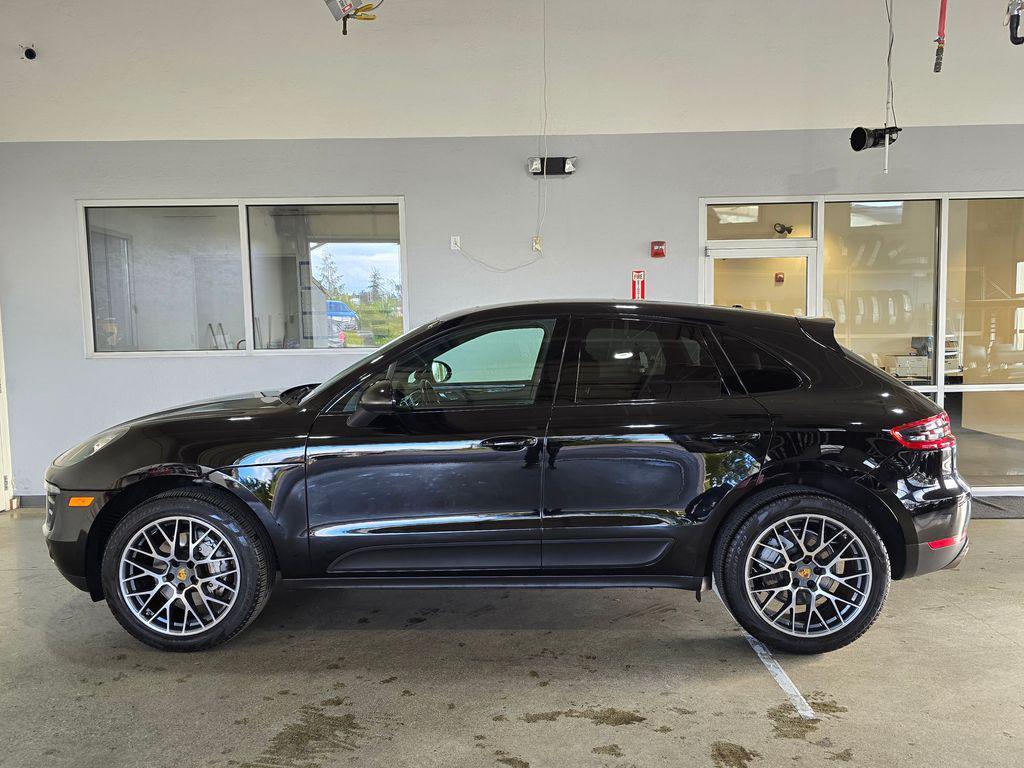 used 2018 Porsche Macan car, priced at $31,888