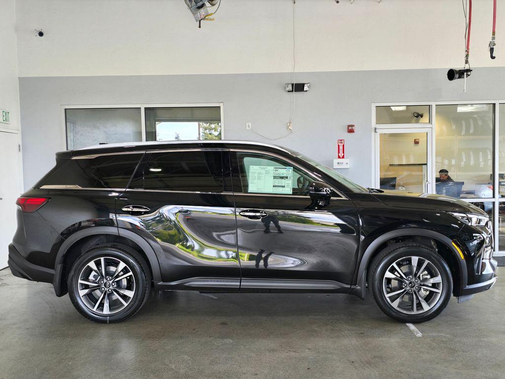 new 2025 INFINITI QX60 car, priced at $54,580