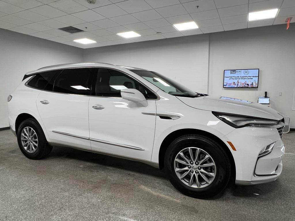 used 2024 Buick Enclave car, priced at $30,921