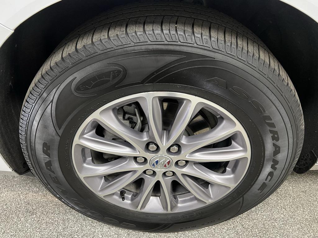 used 2024 Buick Enclave car, priced at $30,921