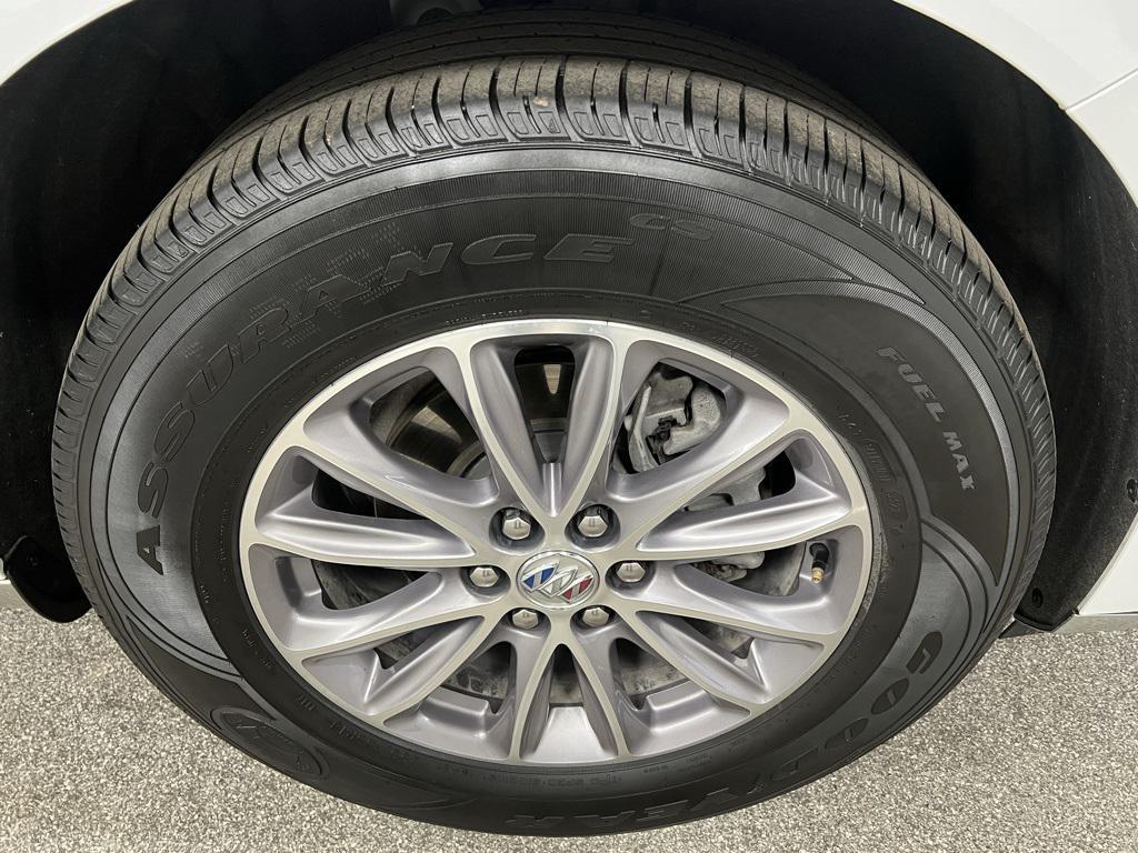used 2024 Buick Enclave car, priced at $30,921
