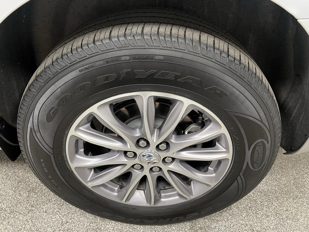 used 2024 Buick Enclave car, priced at $30,921