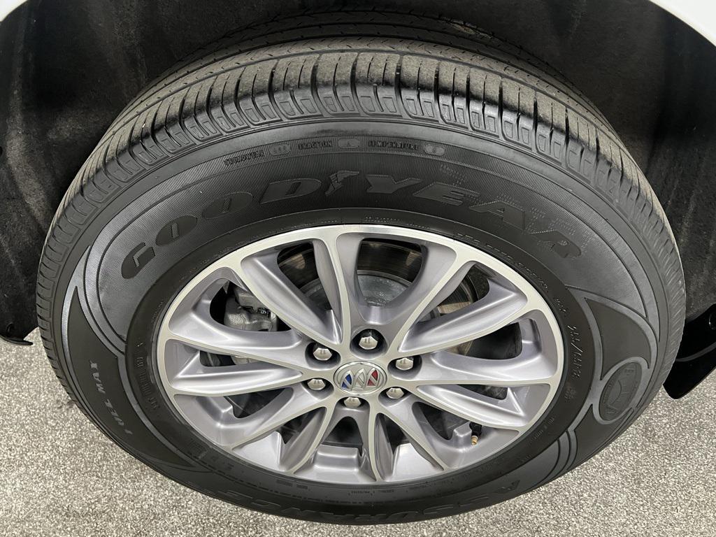 used 2024 Buick Enclave car, priced at $30,921