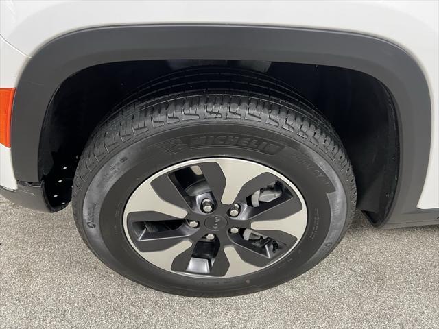 used 2023 Jeep Grand Cherokee 4xe car, priced at $28,391