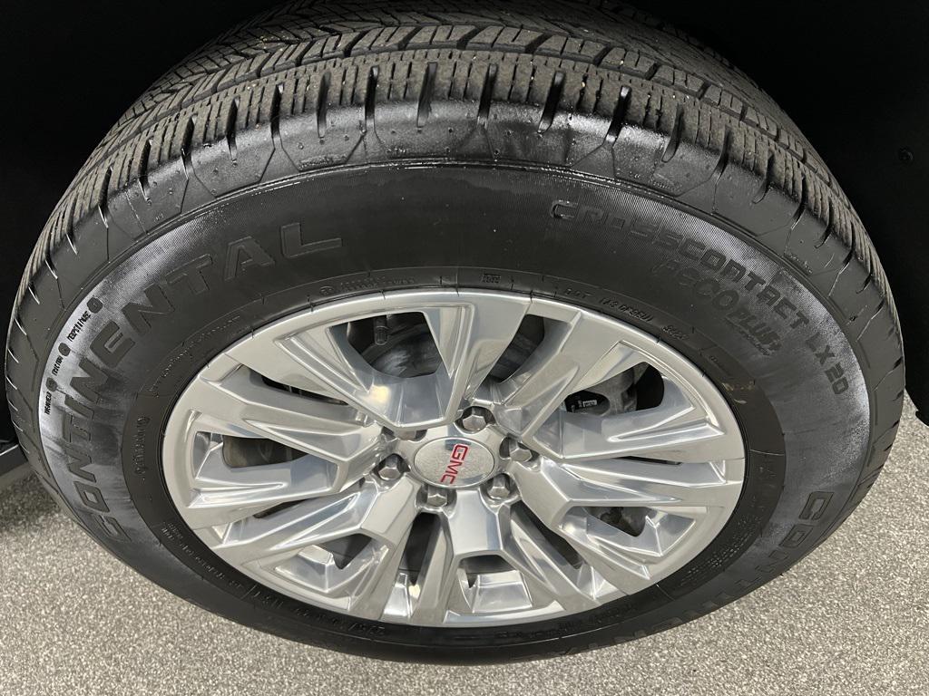 used 2023 GMC Yukon car, priced at $69,997