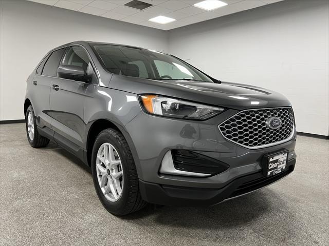 used 2024 Ford Edge car, priced at $24,889